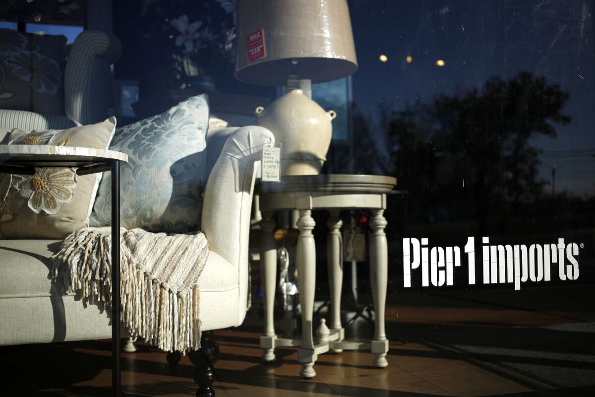 Pier 1 Cuts Staff and Weighs Bankruptcy Plan; Stock Plunges - Bloomberg