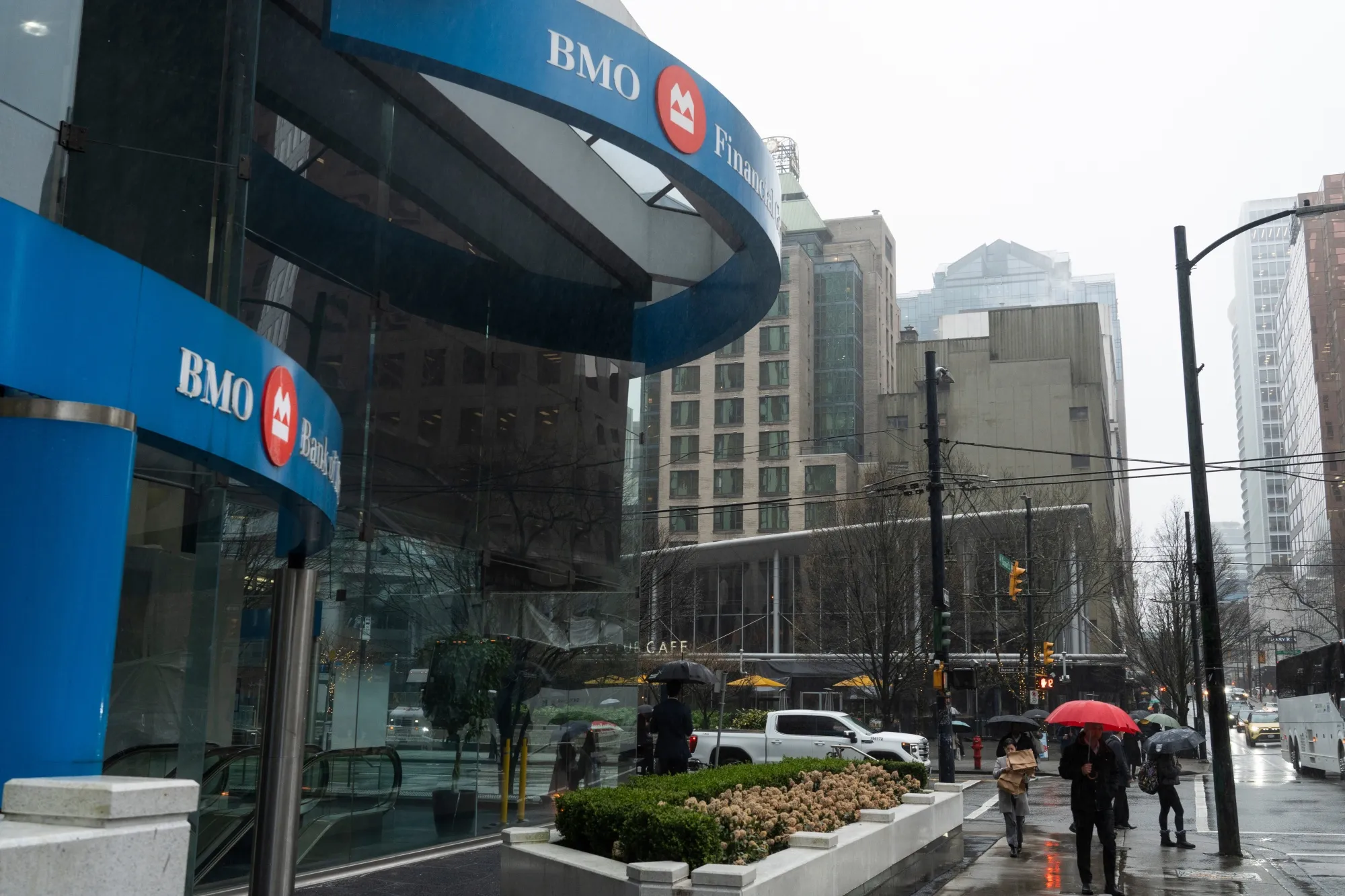 Canada Announces Cap On NSF Banking Fees