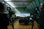 Mario Draghi flanked by Luis de Guindos at the ECB.