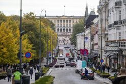Norway's Economy Shrinks for First Time in Four Months