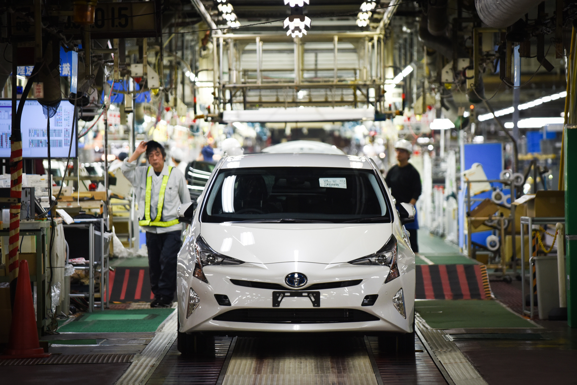 A Toyota Prius automobile stands on the production line at the Toyota Motor Corp. Tsutsumi plant in Toyota City, Aichi, Japan, in&nbsp;2017.&nbsp;