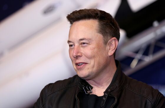 Elon Musk Sells $5 Billion of Tesla Stock 