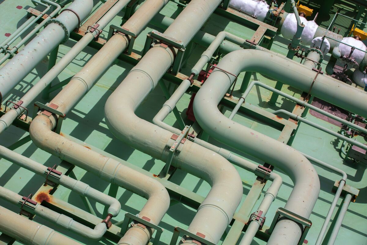 Stonepeak Raises $2.5 Billion in Private Bonds Tied to LNG Plant