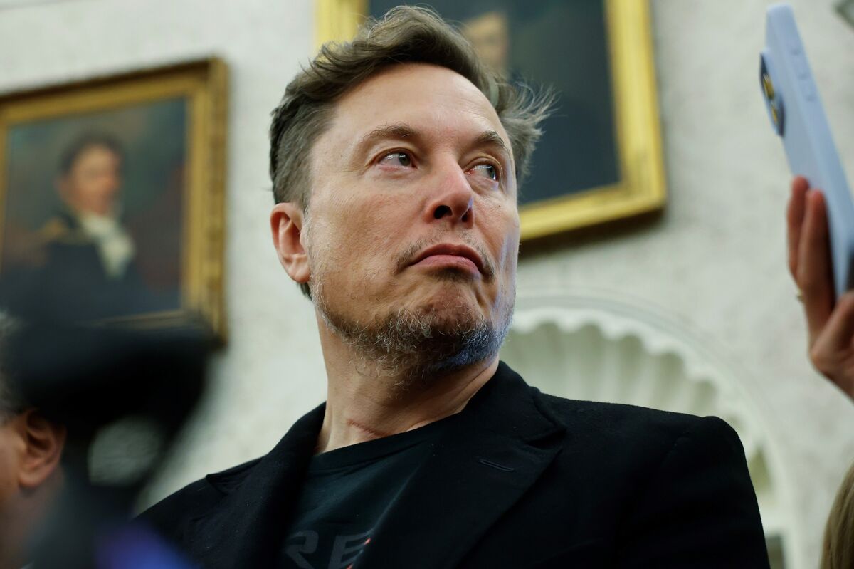 Musk Puts Potential xAI Investment Back on Tesla Shareholders