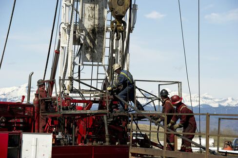 Canada Seen Beating U.S. in $150 Billion Asia LNG Race