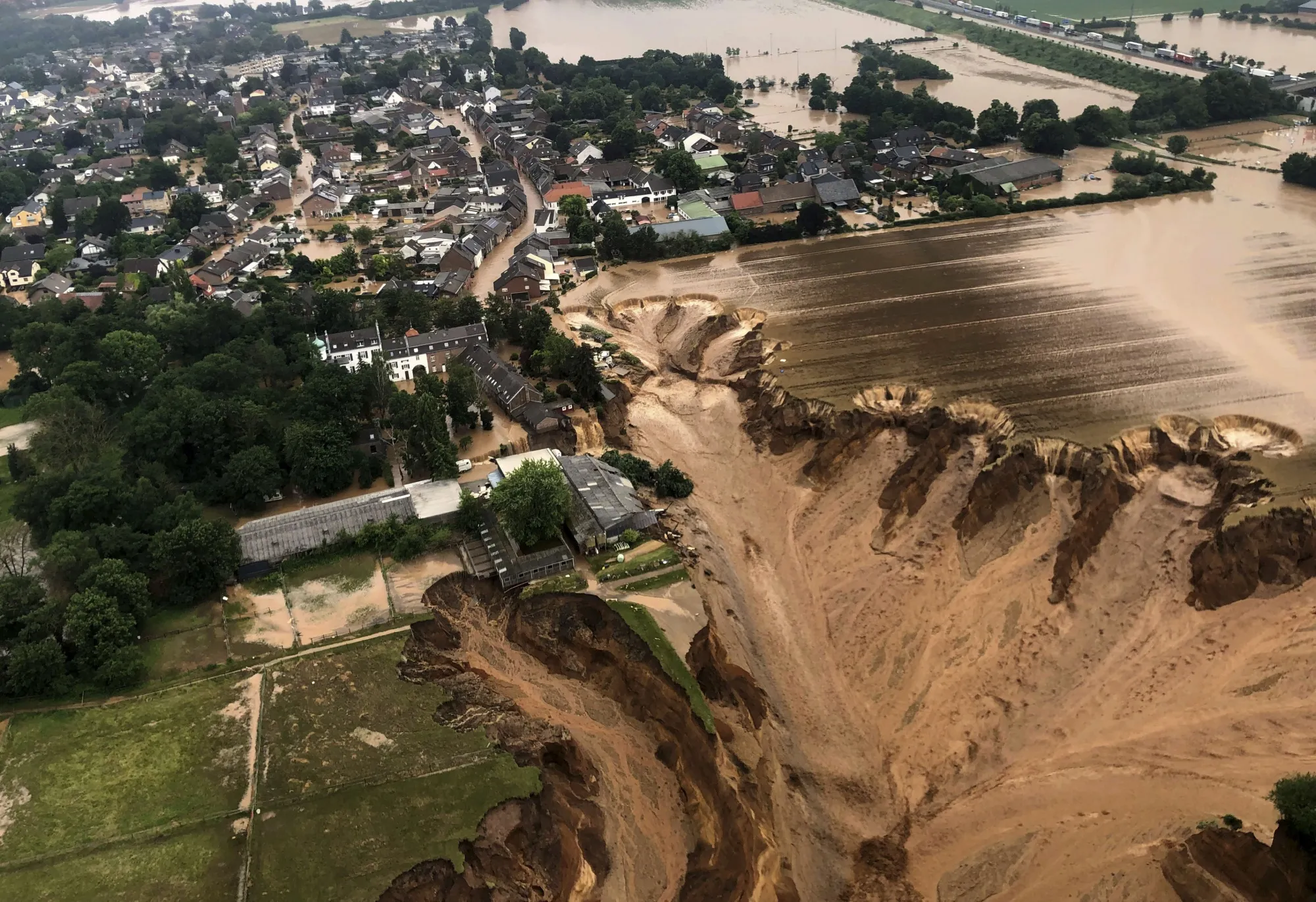 Several people in the town of Erftstadt, southwest of Cologne, died after their houses collapsed due to subsidence.