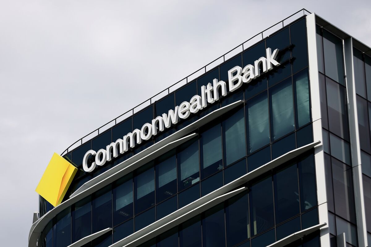 bloomberg.com - Adam Haigh - Housing Market Jitters Grip Australia Banks on Cautious Outlook