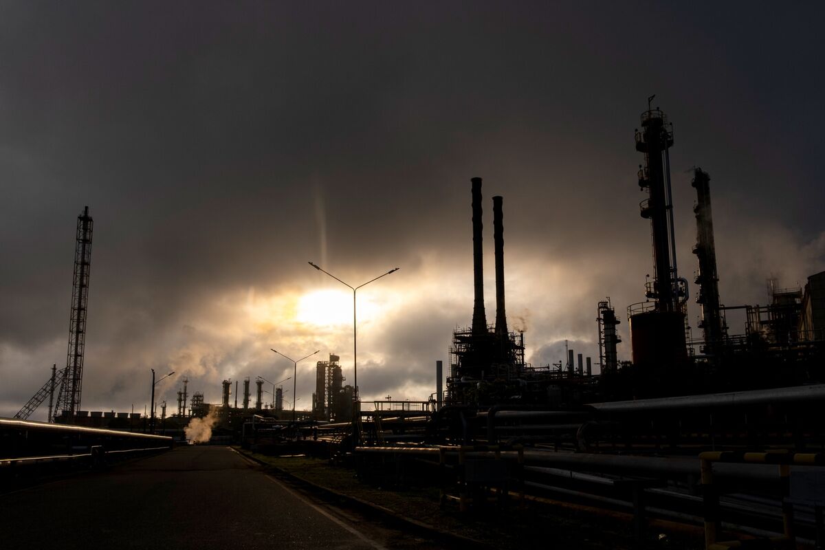 Victory of Trump Ally Ends Colombia’s Crusade to Wean World Off Fossil Fuels
