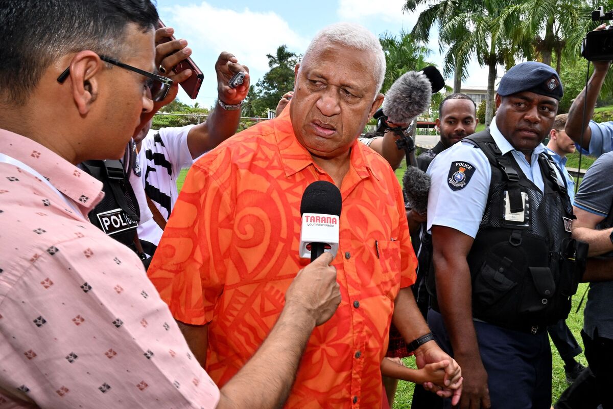 Bainimarama, l’homme fort des Fidji, perd la majorité aux élections des nations du Pacifique