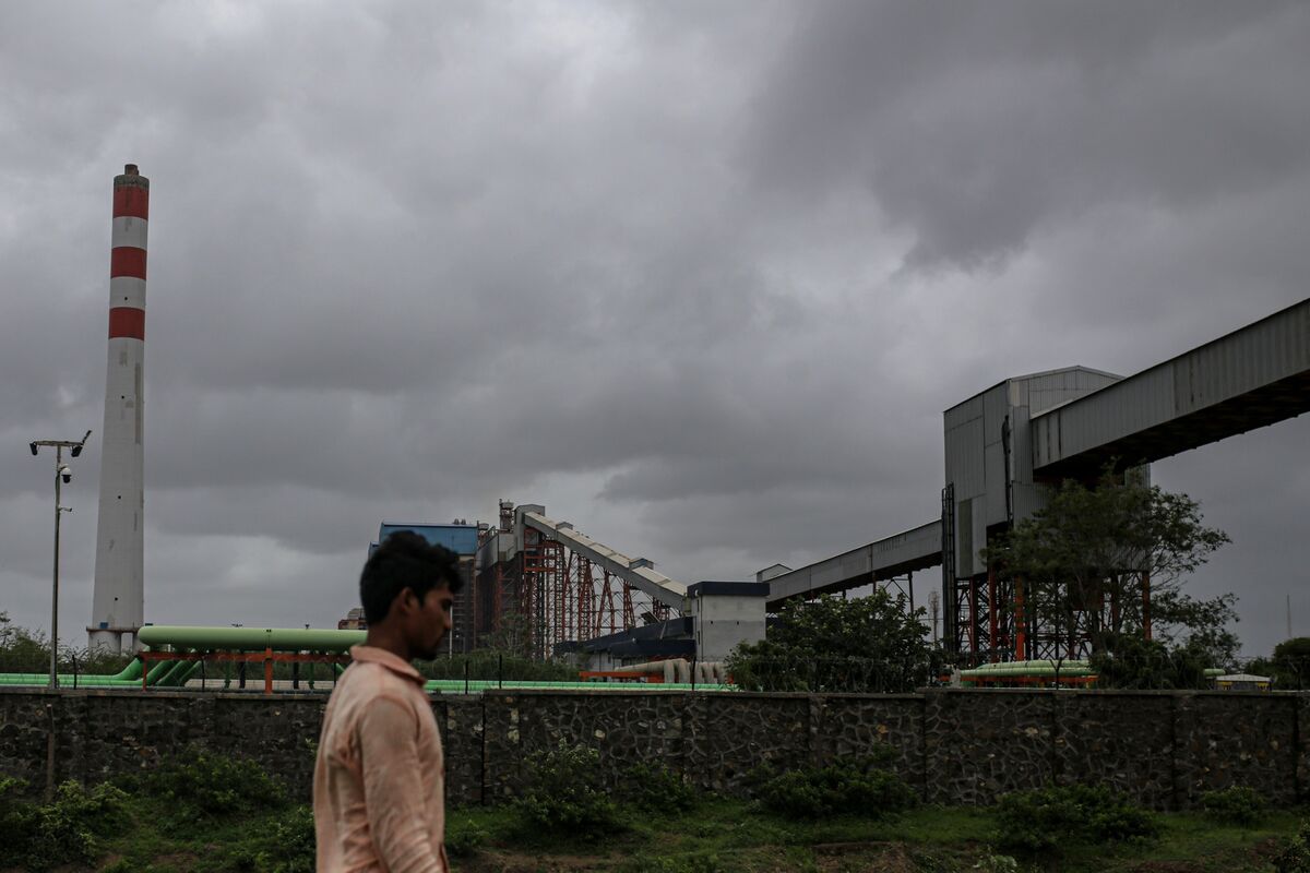 bloomberg.com - Rakesh Sharma - India's Sanction-Hit Nayara Delays Oil Refinery Maintenance Work