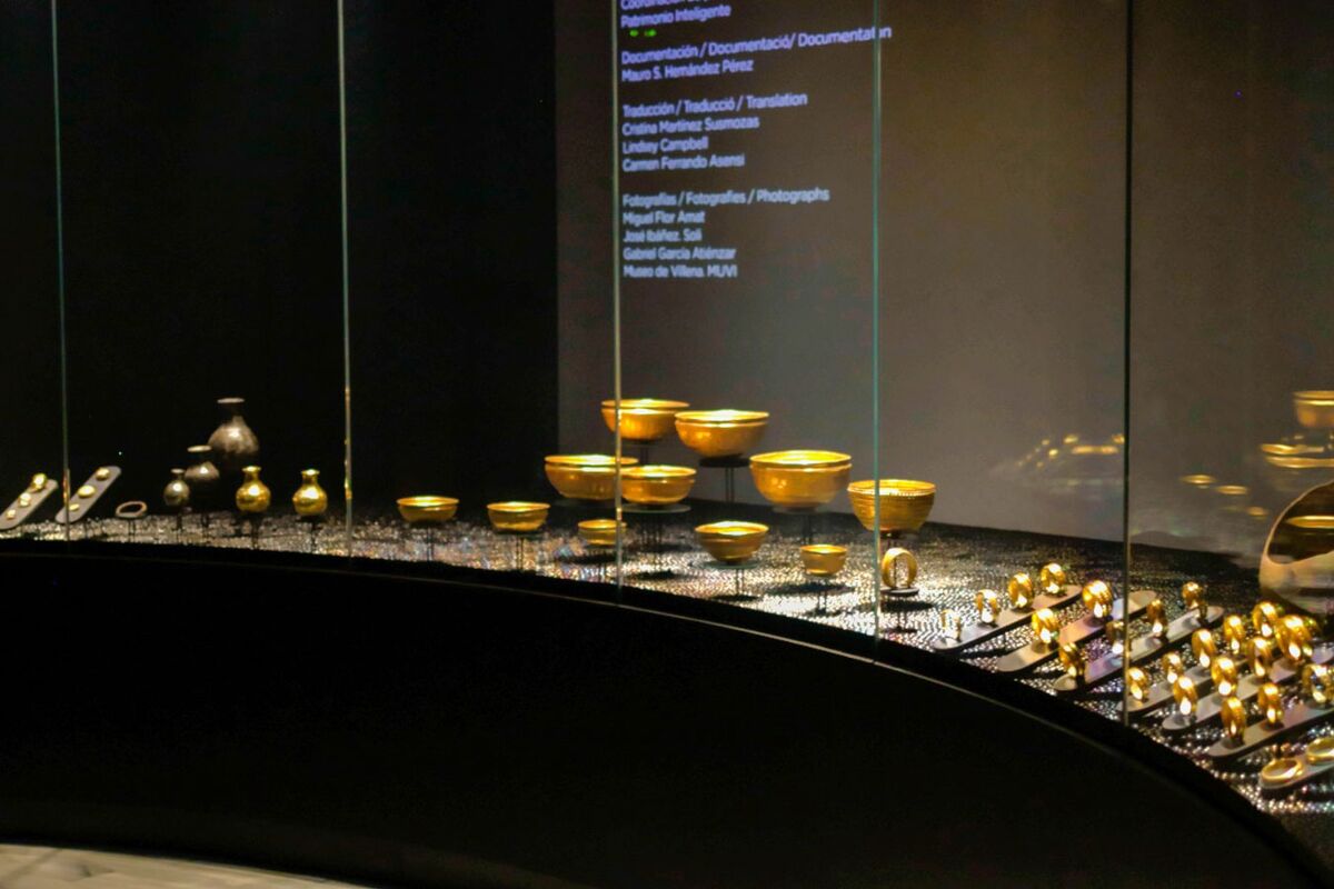 Roban el Tesoro de Villena en cuatro minutos desde museo en España - Bloomberg