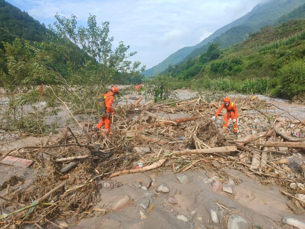 China Allots $67 Million More to Support Flood-Hit Provinces - Bloomberg