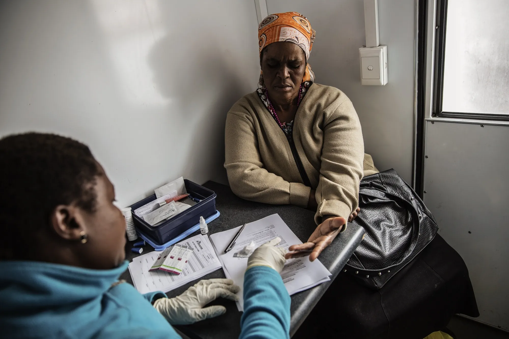 A South African woman gets tested for HIV. The impact of the nation’s HIV epidemic disproportionately affects Black South Africans, women and young people.&nbsp;