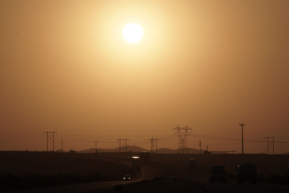 Millions of Californians Seen Going Dark As Heat Tests Grid