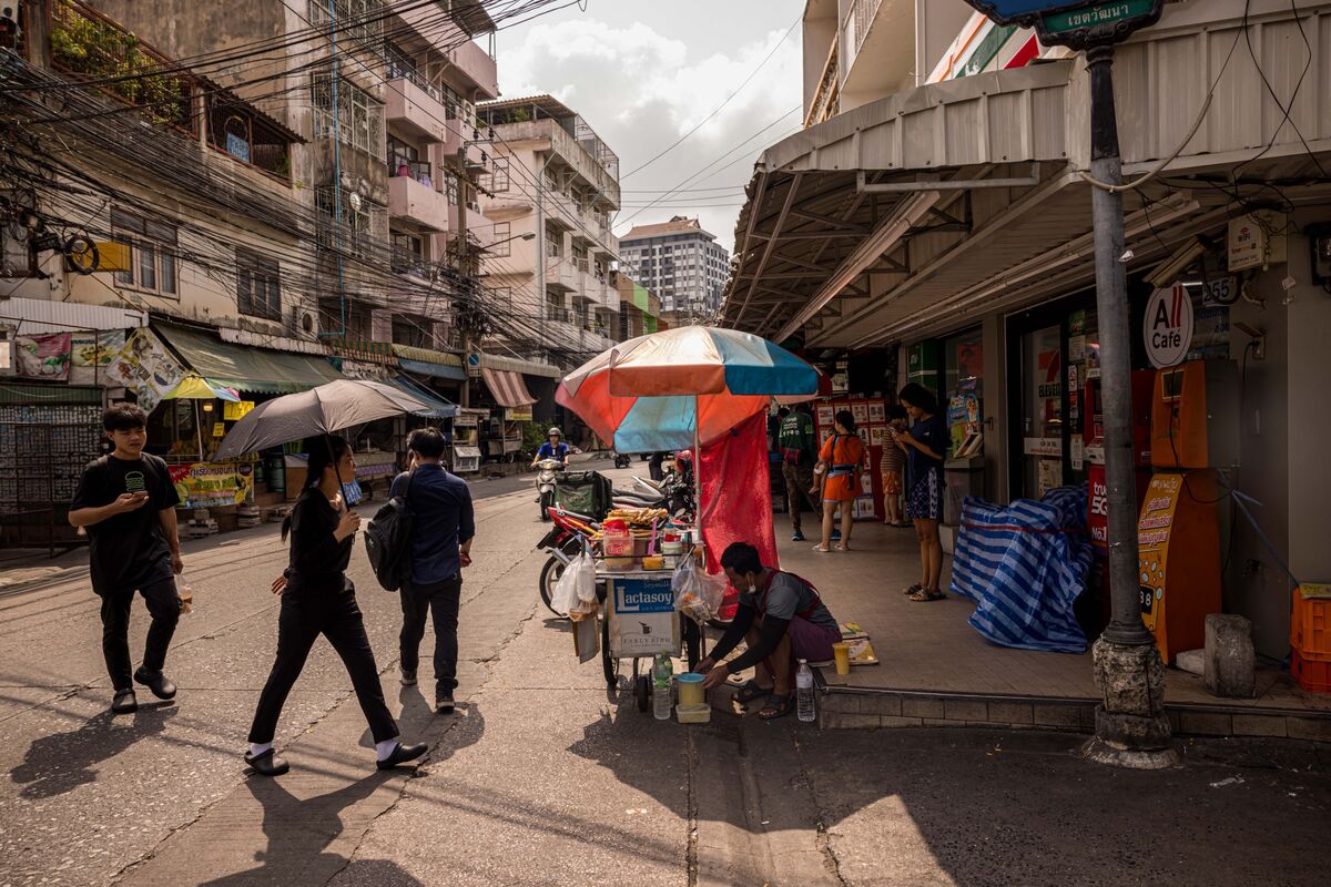 ⚫️ BLOOMBERG: Inflazione in Thailandia scende sotto zero per sei mesi consecutivi, attesa per possibile riduzione dei tassi di interesse
