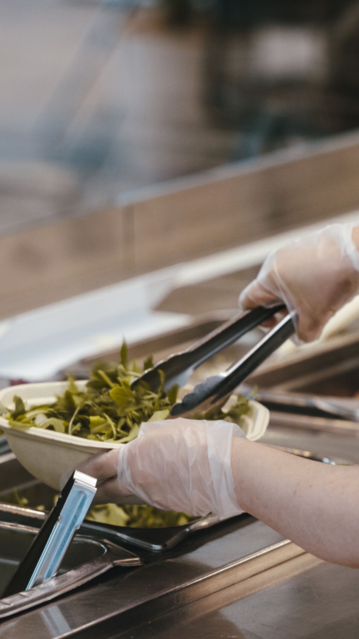 Fast Casual Chains Should Pivot to Smaller, Cheaper Meals in 2026