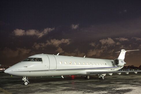 The Challenger 850, a private plane available on JetSmarter.
