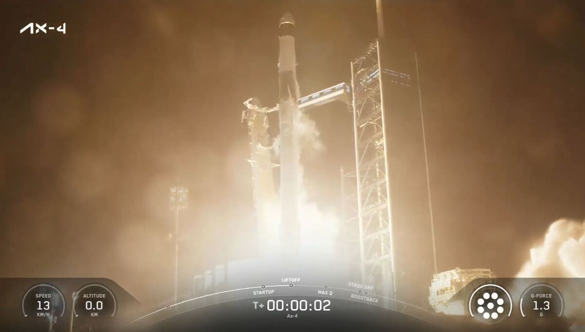 Axiom Space Launches International Crew to ISS Led by Whitson
