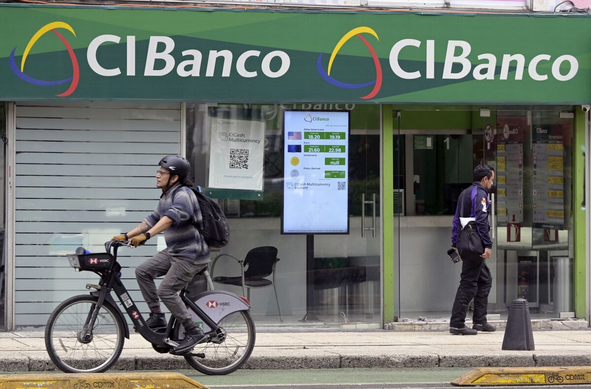 メキシコ金融システムに暗雲？ 米国のマネーロンダリング疑惑で3金融機関が業務停止 - 顧客資産保護が最優先