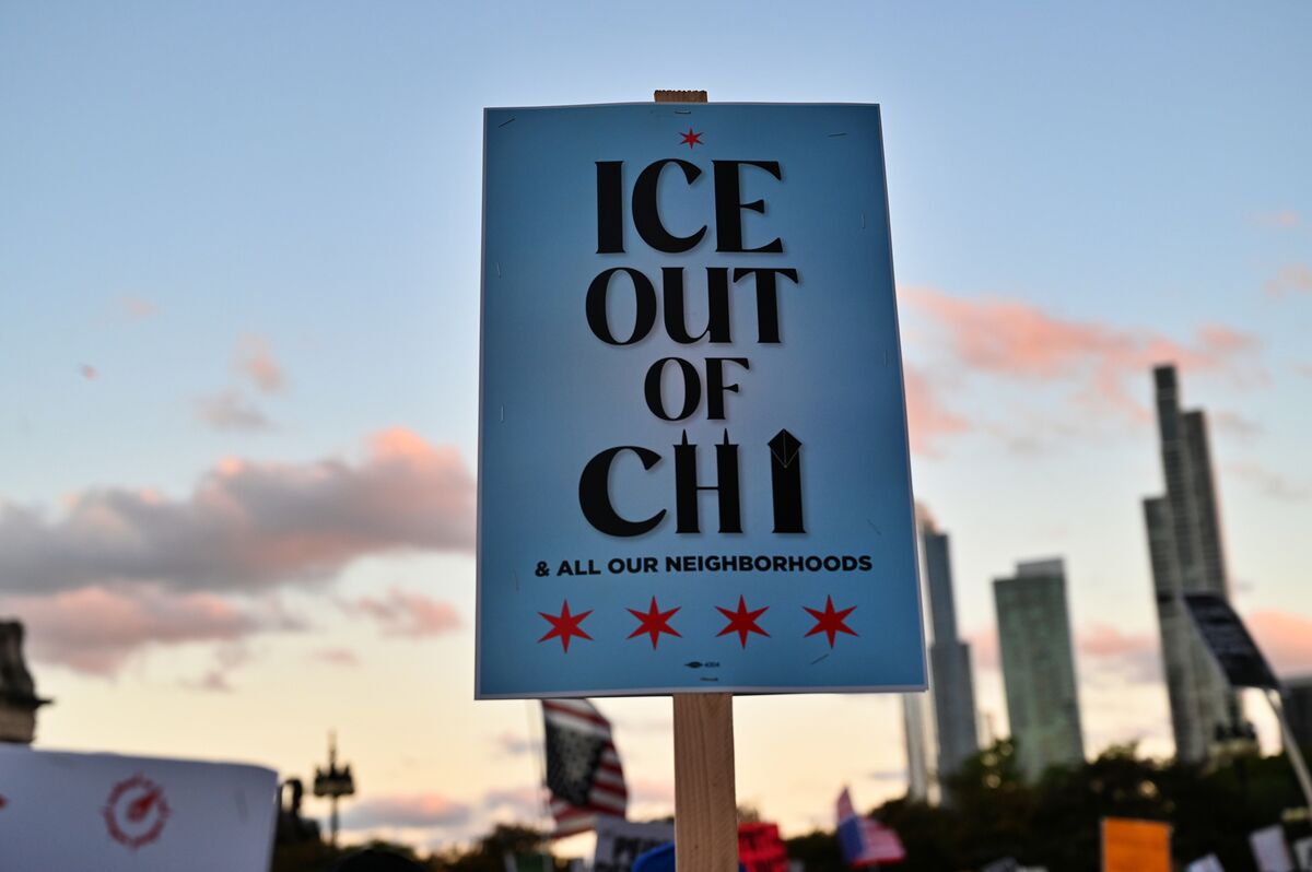Marathon Is a Test for Chicago as Troops Arrive
