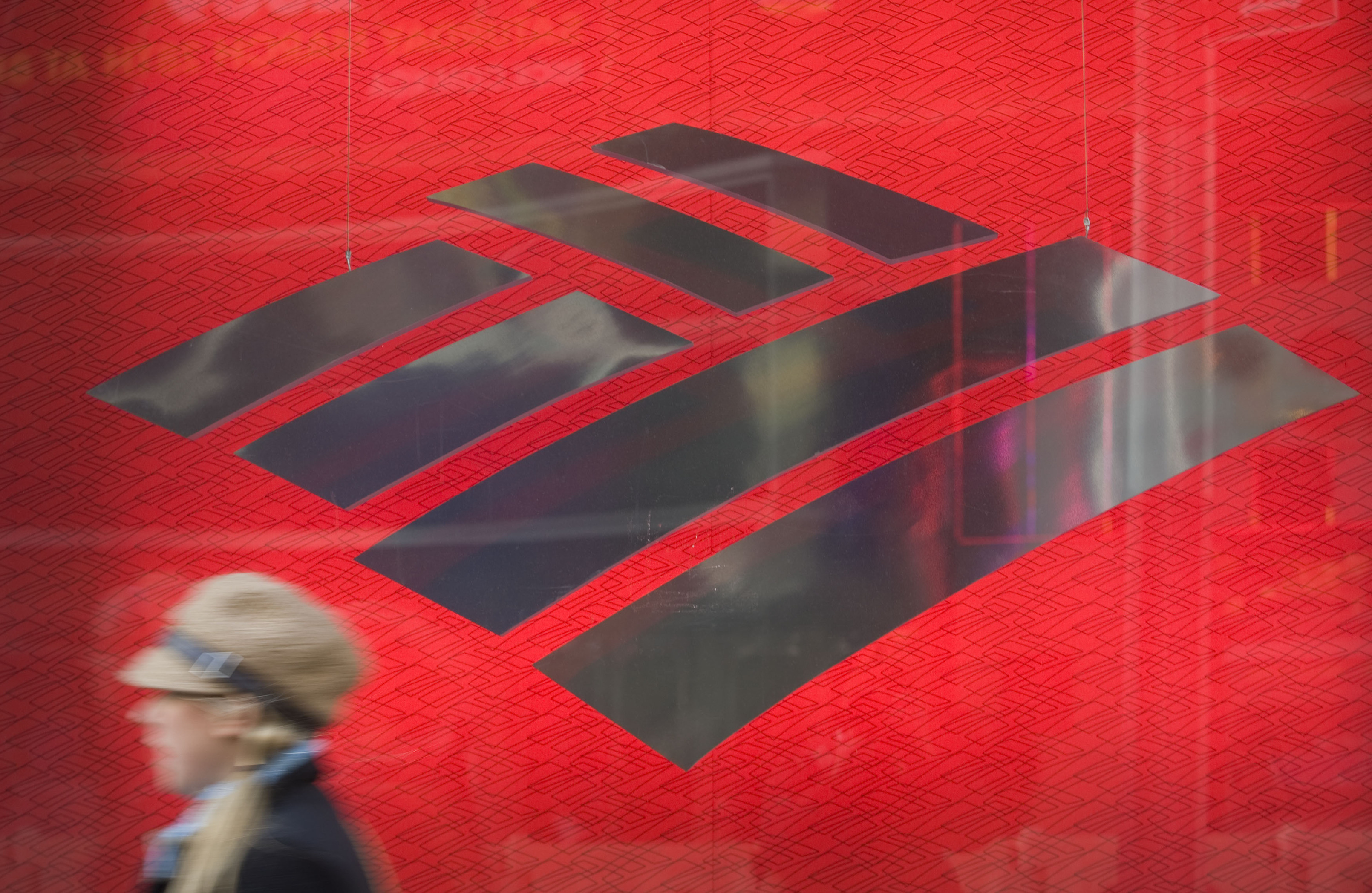 BofA’s InvestmentBanking Unit on Track for 15 Revenue Growth Bloomberg