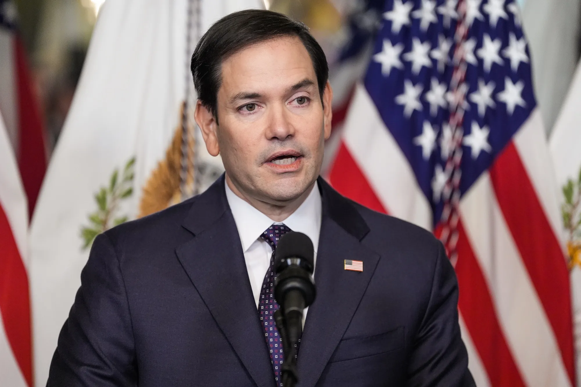 Marco Rubio anuncia que está a cargo de la agencia de ayuda USAID -  Bloomberg