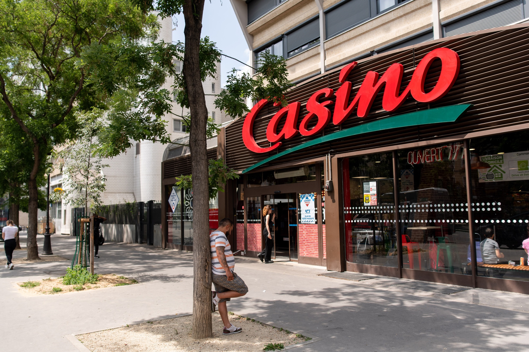 Casino Takeover: Billionaire Daniel Kretinsky Seeks French Assets -  Bloomberg