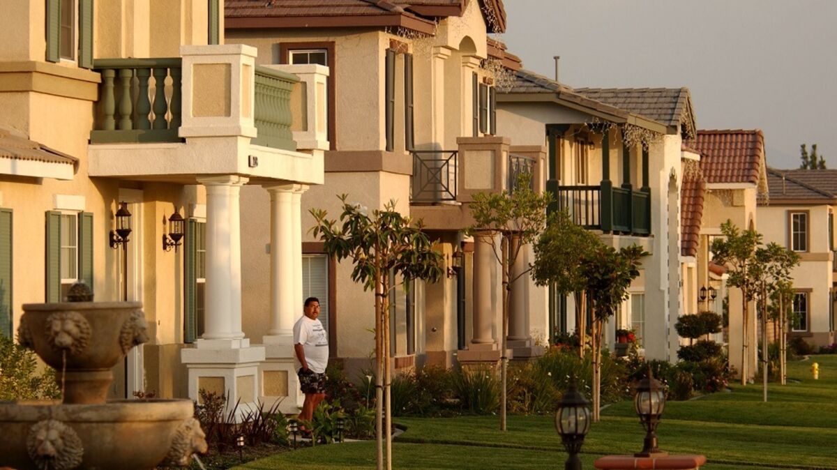 US Housing Market Is 'Stuck,' BlackRock's Rieder Says