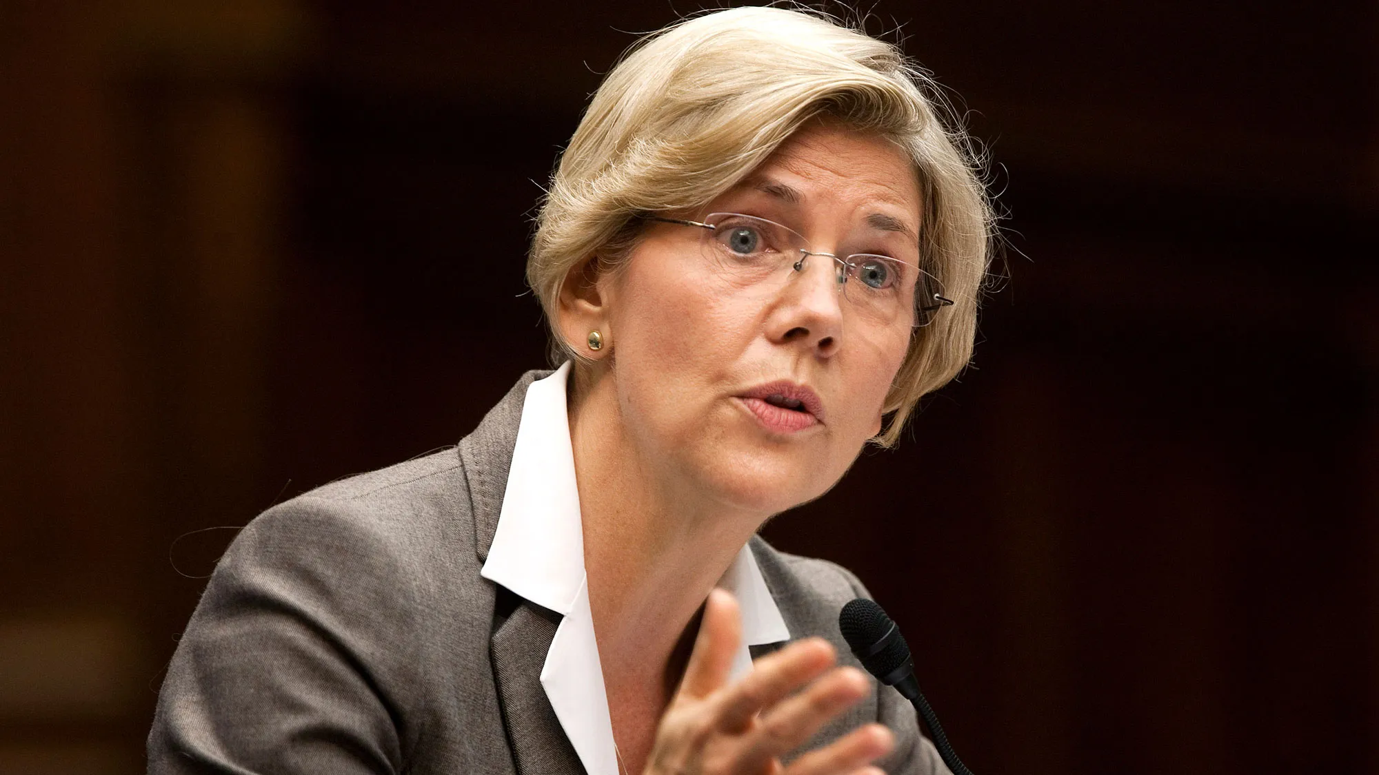 Elizabeth Warren, the Obama administration adviser who is setting up the new Consumer Financial Protection Bureau, testifies to the House Oversight and Government Reform Committee in Washington, D.C., U.S., on Thursday, July 14, 2011.
