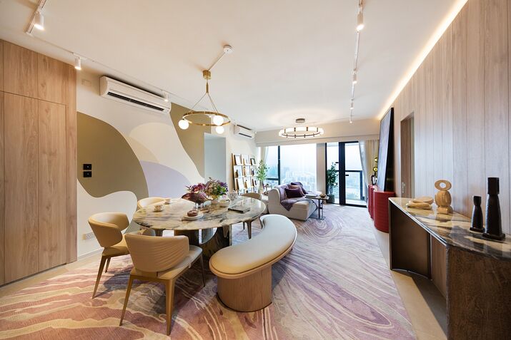 New World’s Once-Hot Luxury Development Returns at a Cut Price