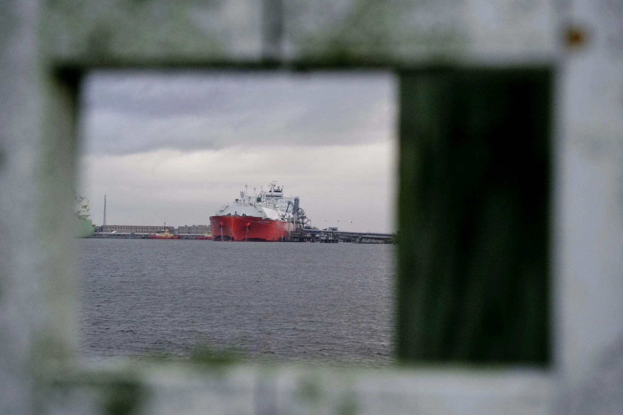 Chinese Tariffs On US LNG Set To Reroute Global Trade Flows
