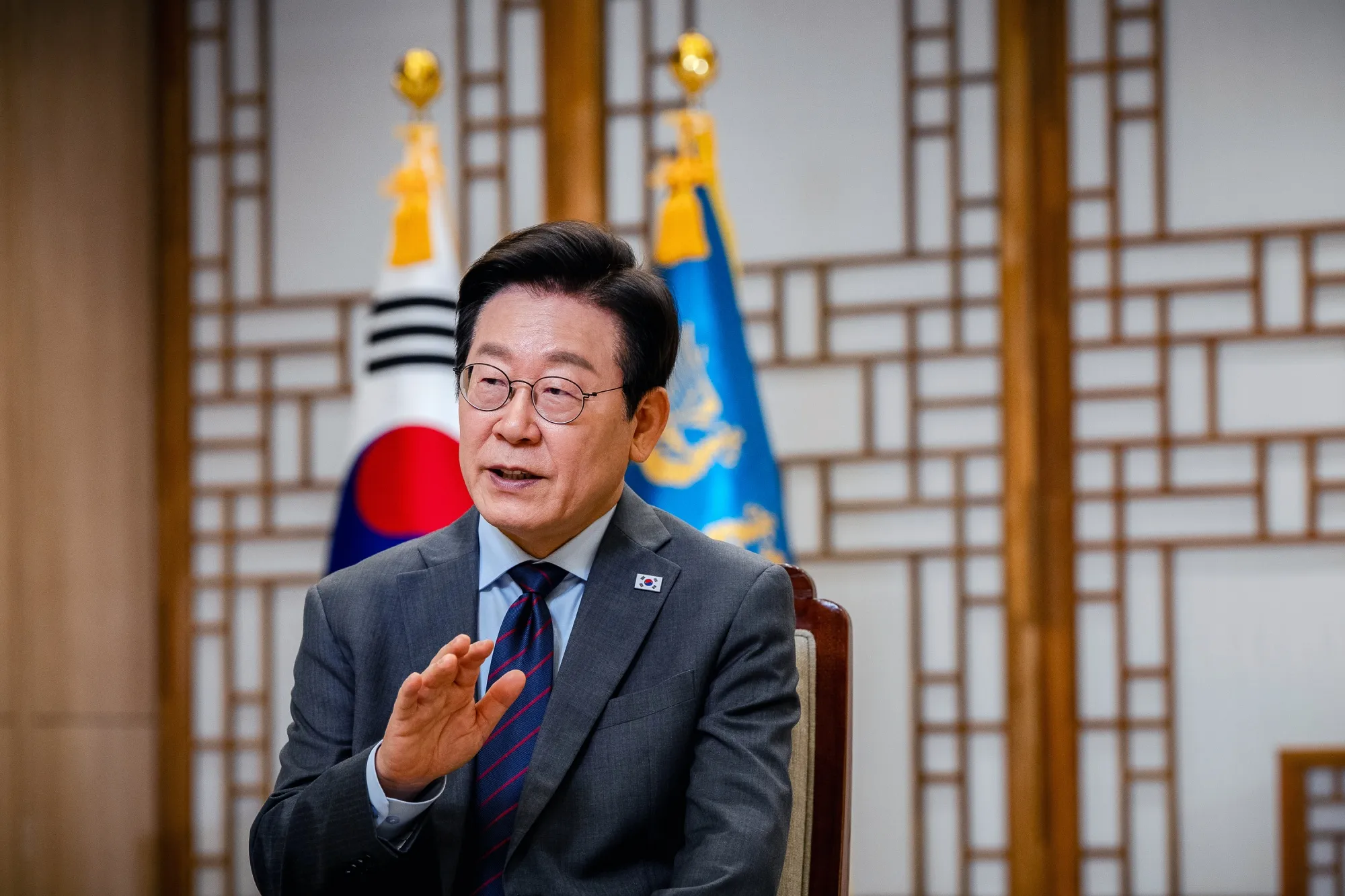 South Korea Faces Property 'Ticking Bomb' as President Lee Backs BOK Hold -  Bloomberg