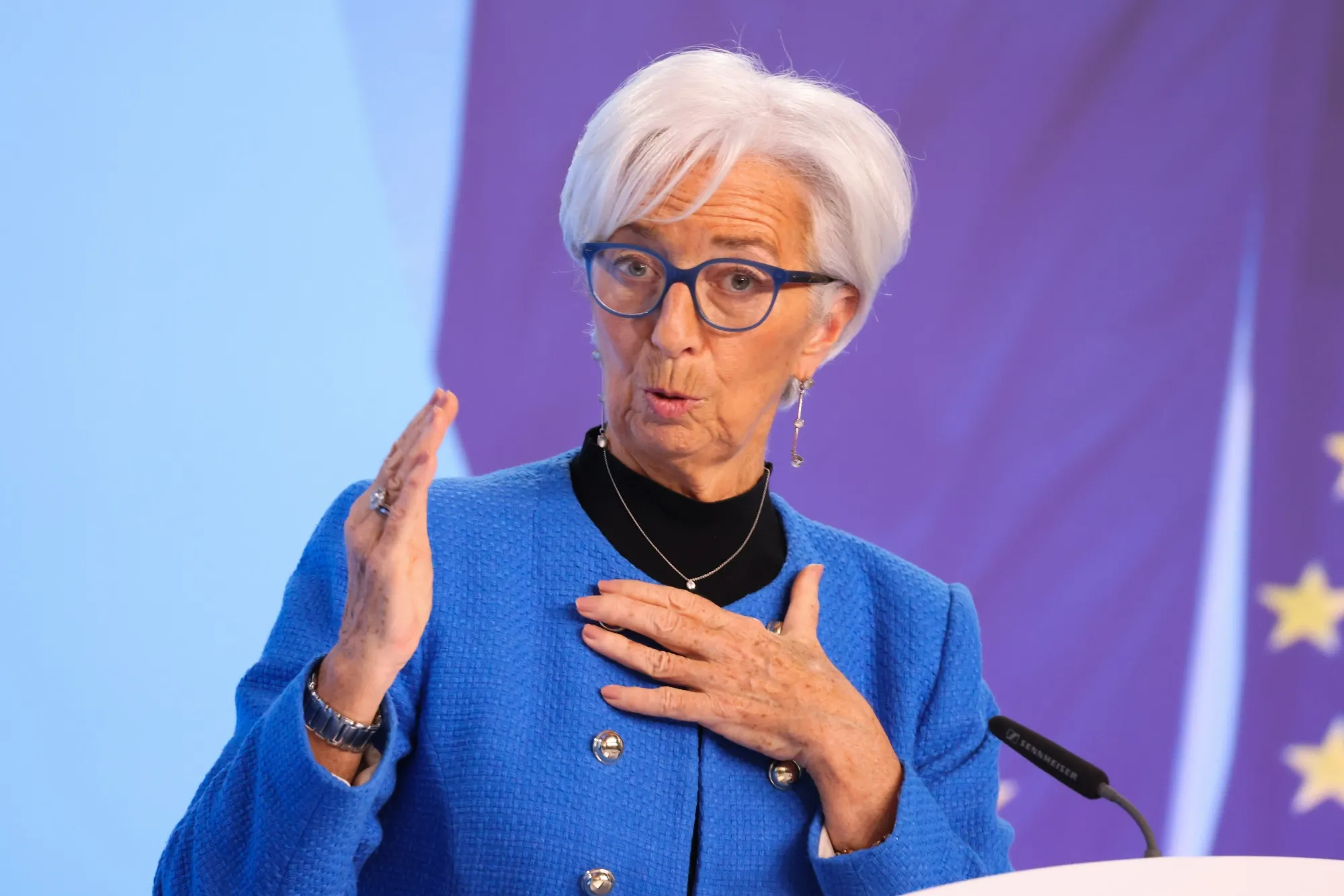 ECB Interest Rates: Lagarde to Cut Again But Tensions Cloud Path Beyond -  Bloomberg