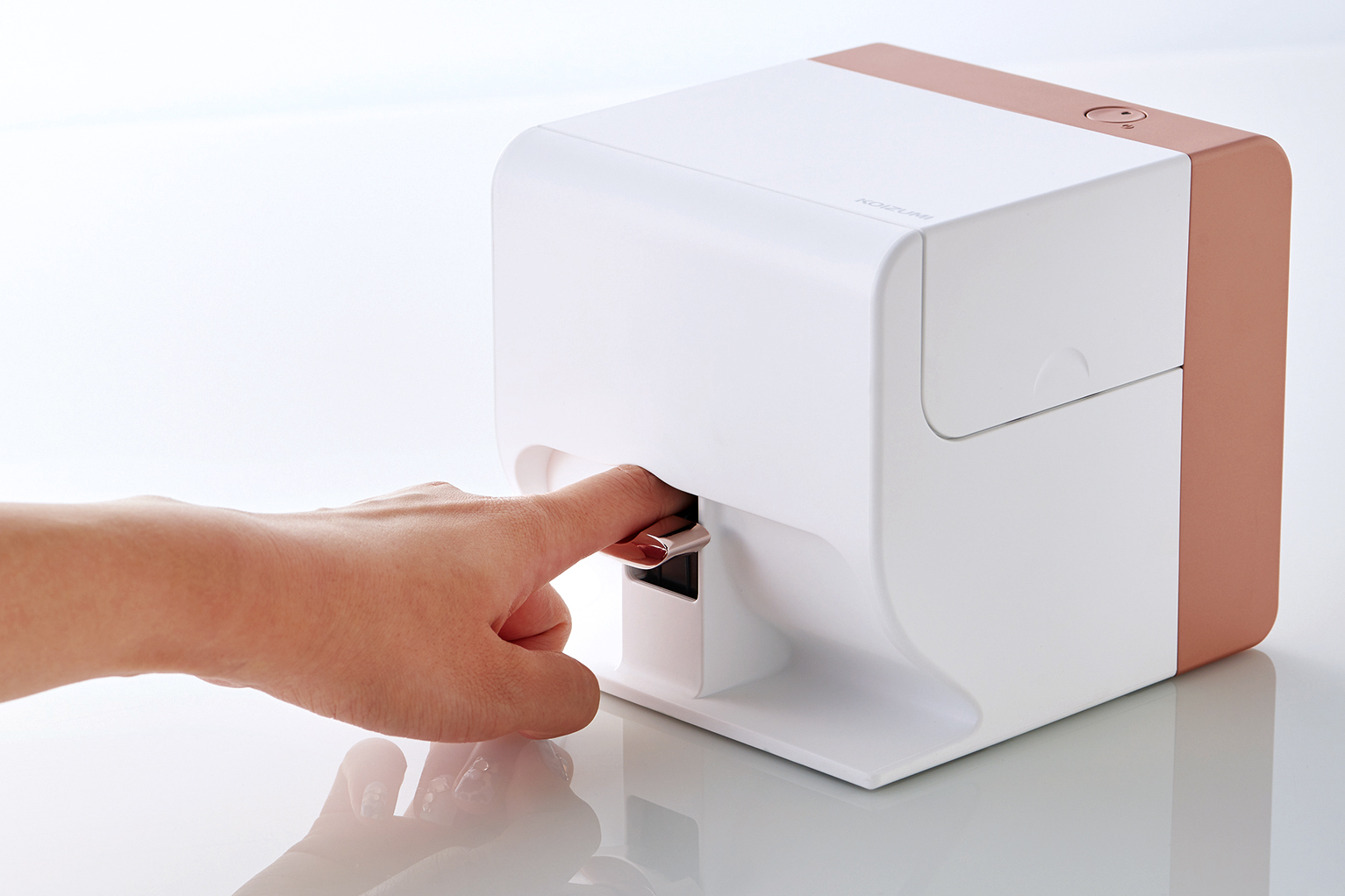 Replace Your Manicurist With This $500 Nail-Art Printer From Japan -  Bloomberg