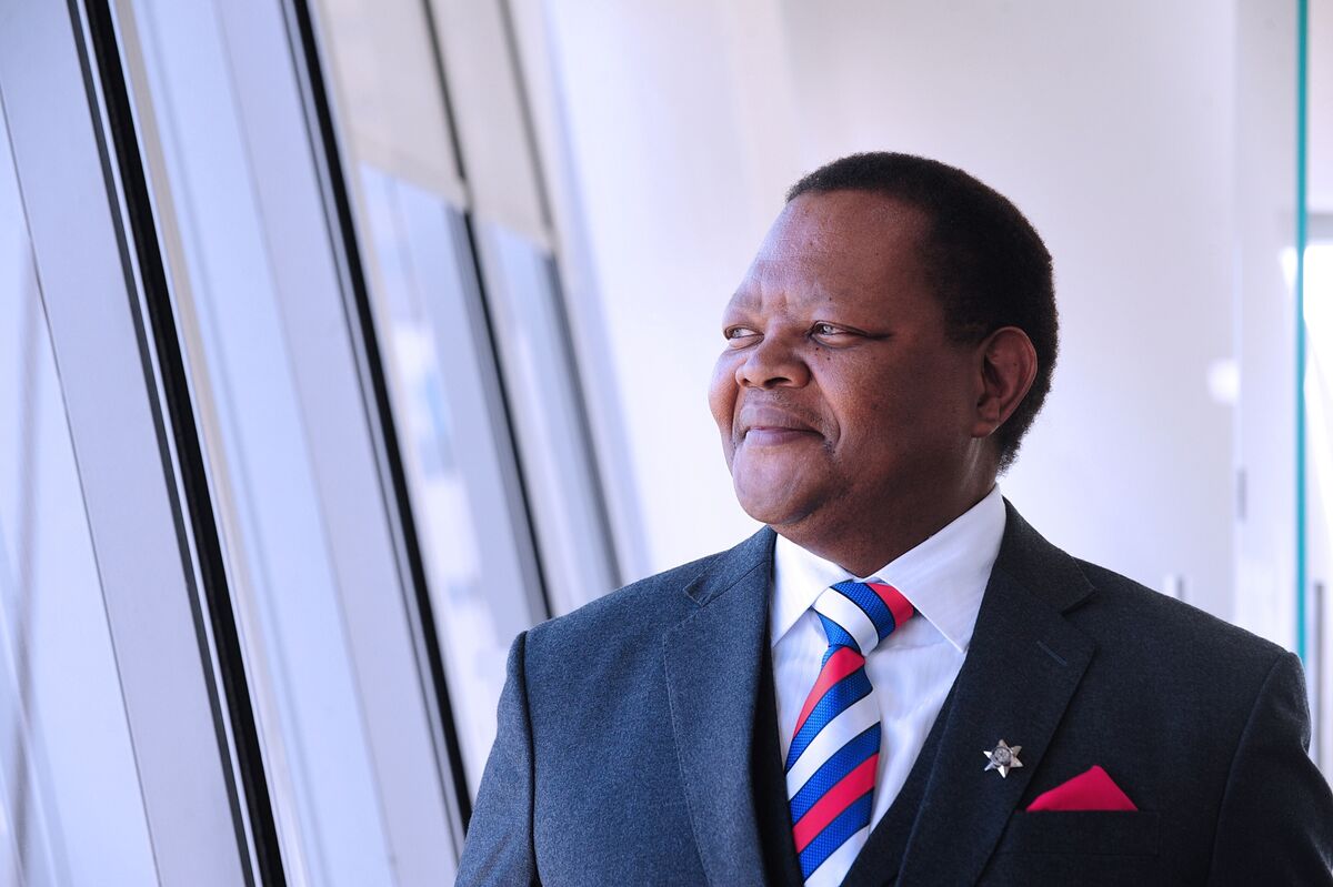 eskom-latest-municipal-debt-relief-chairman-makwana-resigns-bloomberg