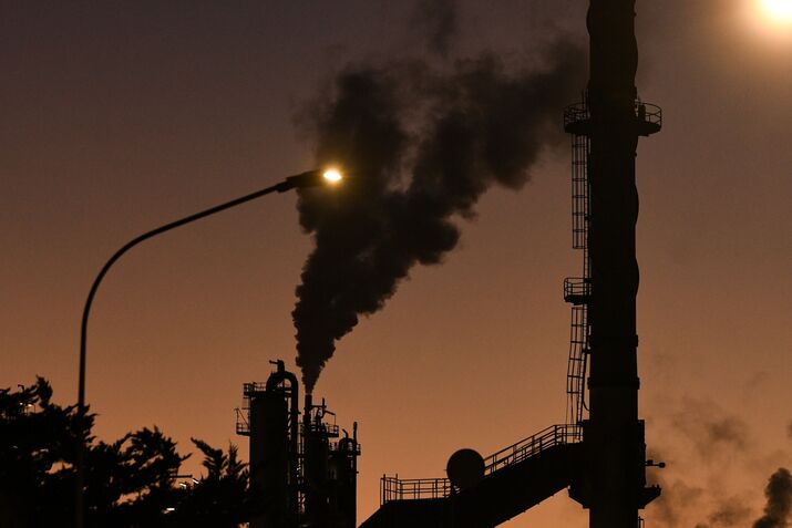 Rally At Iqoxe, The Chemical Plant That Suffered An Explosion Two Years Ago