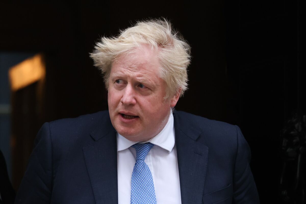 Boris Johnson Apologizes to U.K. Parliament Over ‘Partygate’ Fine