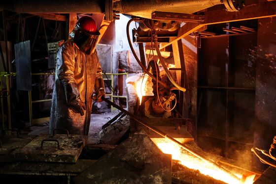 Iron Ore’s ‘Ridiculous’ Prices to Stay as Fear Grips Commodities