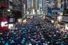 relates to 香港デモ、封じ込めに部隊派遣はまだ早い-中国は多くの武器残す