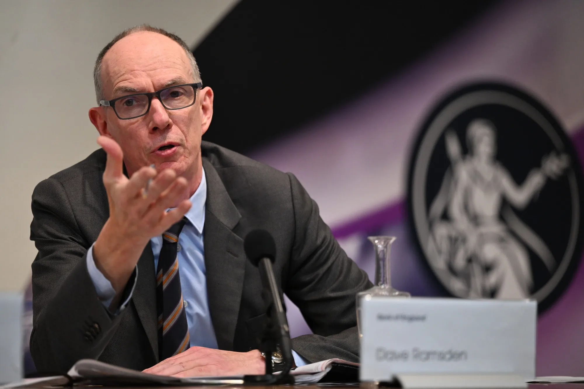 The BOE’s Dave Ramsden is right to worry about hedge fund risks in the gilt repo market.