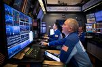 Trading On The Floor Of The NYSE Following FOMC Rate Decision