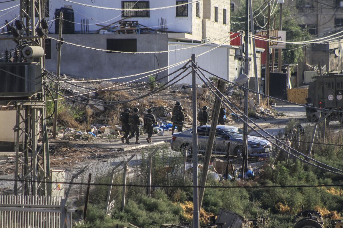 Israel Carries Out West Bank Military Operation as Tensions Rise