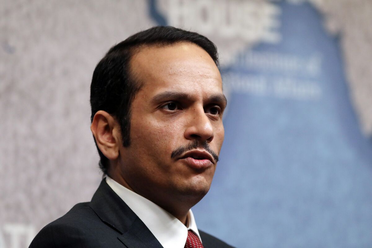 Qatari Official Meets De Facto Amid Warming Ties Bloomberg