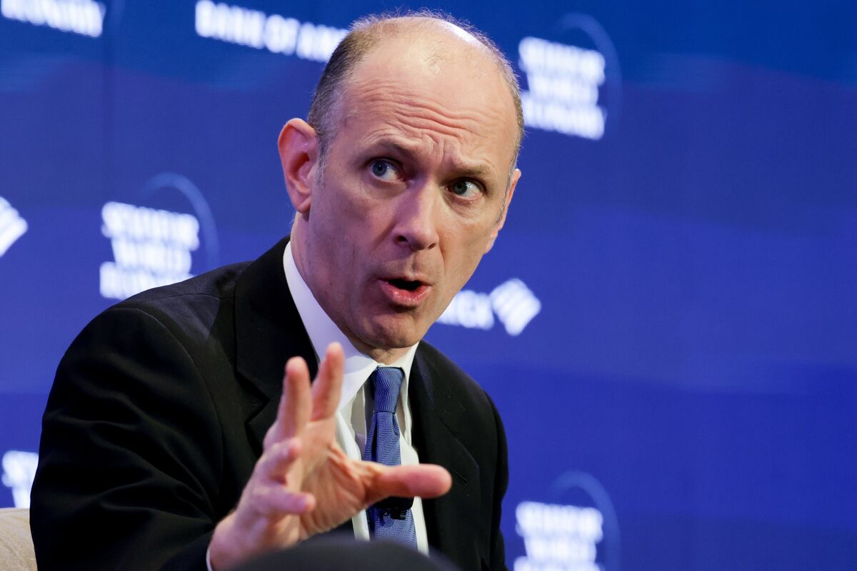 Fed’s Goolsbee Wants to See More Evidence of Cooling Inflation
