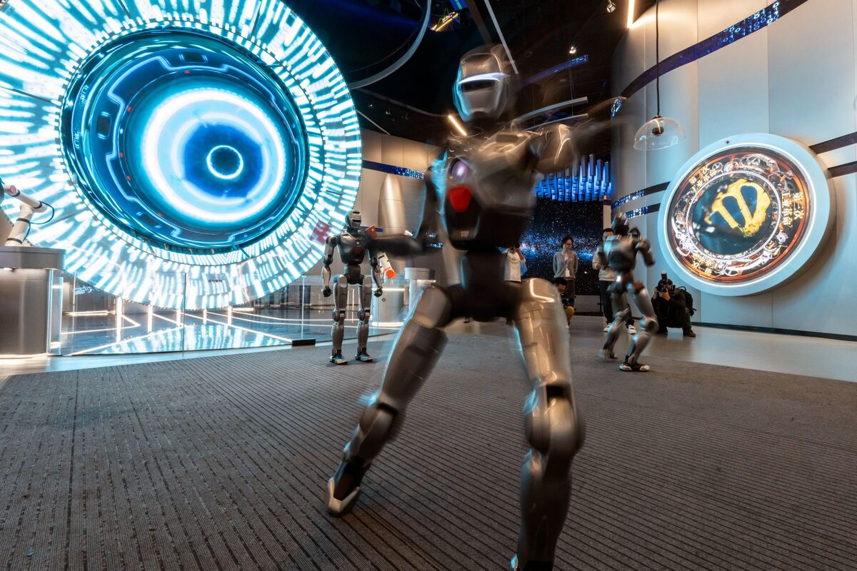 AI Boom Sparks Rush Into Chinese Optical Stocks as Top Trade