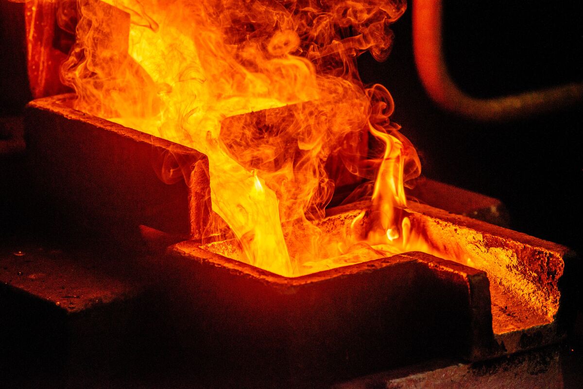 bloomberg.com - Matthew Hill - Zambian State Mine Investor Eyes $1.8 Billions in Small-Scale Gold Mining Push