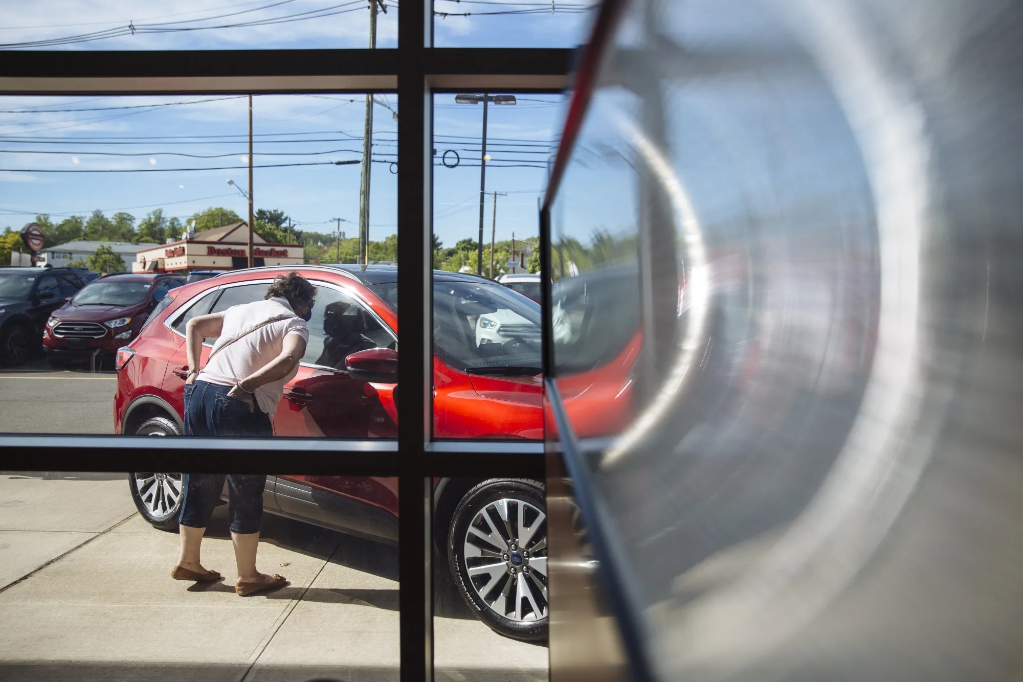 In auto loans, for the first time since the survey began in 2013 the rejection rate — which climbed to 14.2% from 9.1% — exceeded the application rate.&nbsp;
