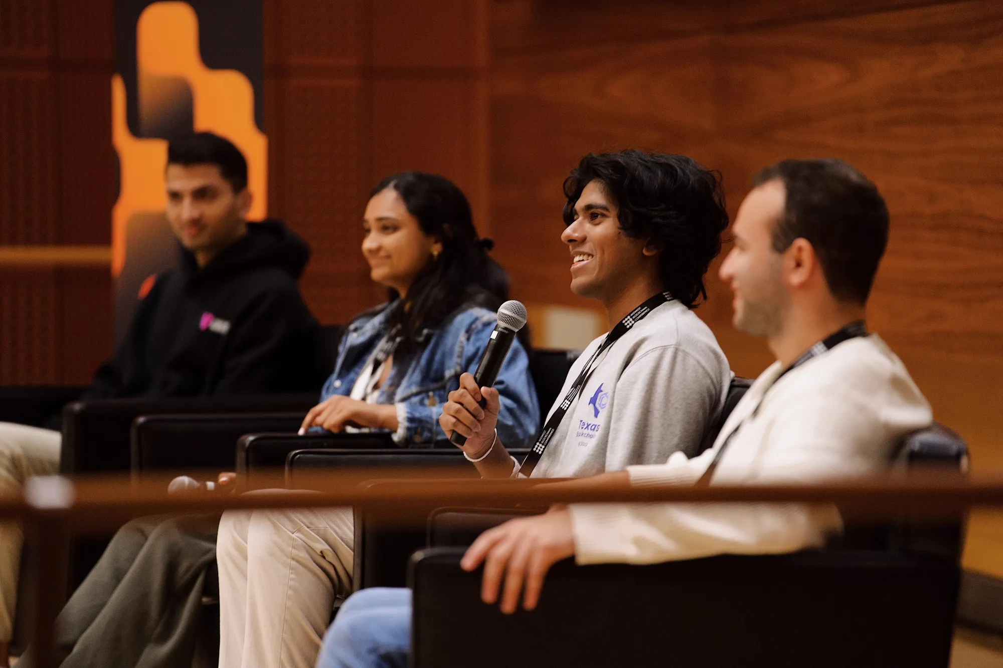 Venture Capitalists Take Crypto Back to School in New Courtship - Bloomberg