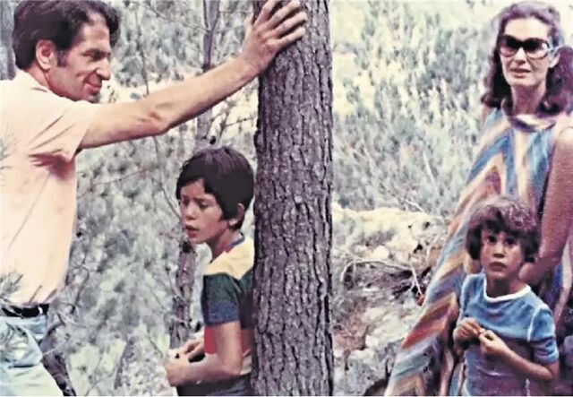 From left: Miliband’s father Ralph Miliband, David, younger brother Ed, and mother Marion Kozak Miliband.