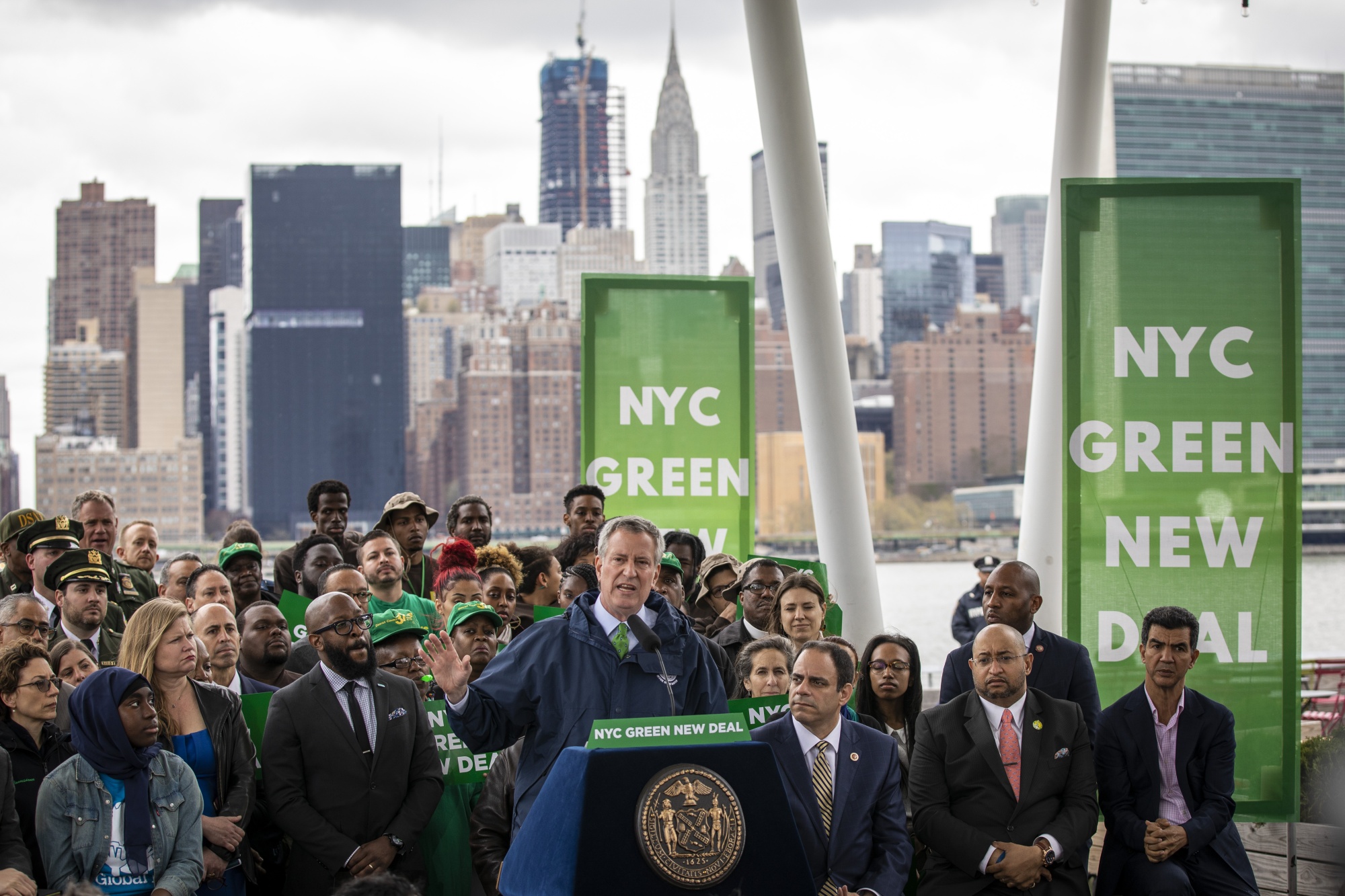New York City Mayor Bill de Blasio speaks about the city's strategy to respond to climate change at Hunters Point South Park on&nbsp;April 22, 2019. New York still has a long way to go to meet its emissions reduction targets.&nbsp;